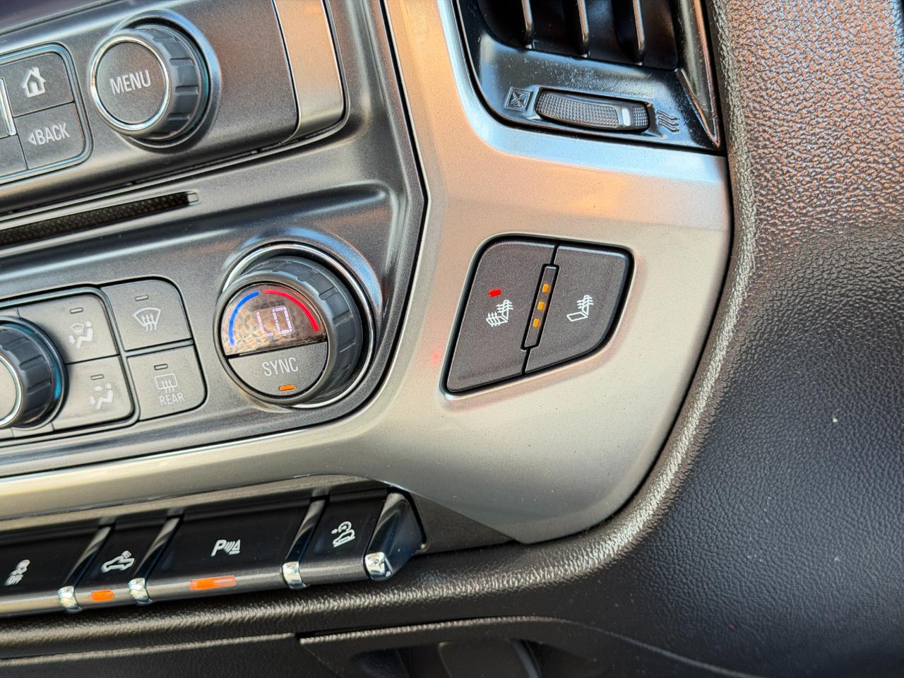 Chevrolet Silverado 1500  2018