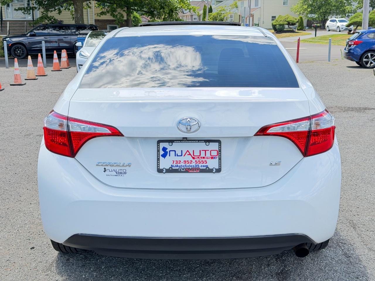 Toyota Corolla LE Plus 4D Sedan 2015