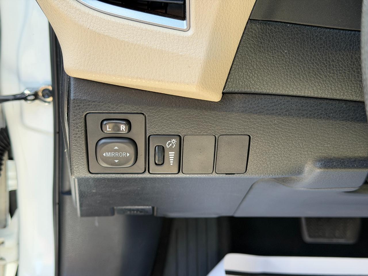 Toyota Corolla LE Plus 4D Sedan 2015