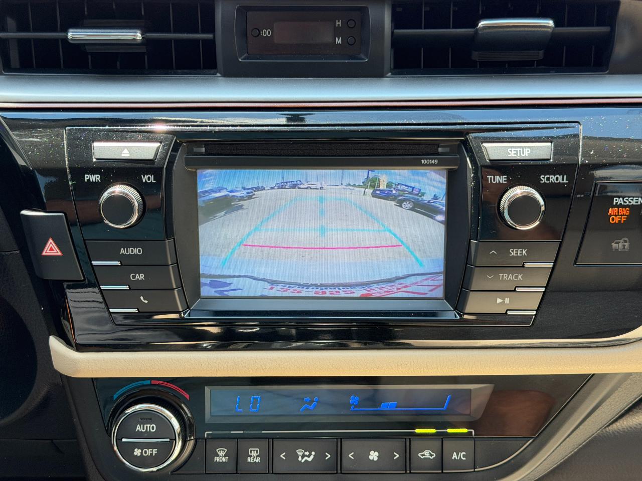 Toyota Corolla LE Plus 4D Sedan 2015