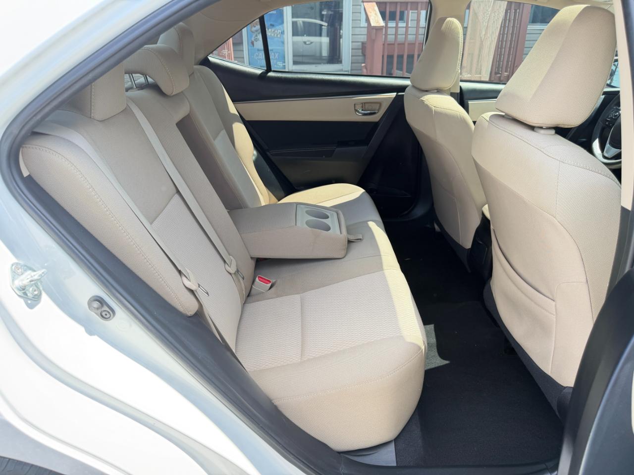Toyota Corolla LE Plus 4D Sedan 2015