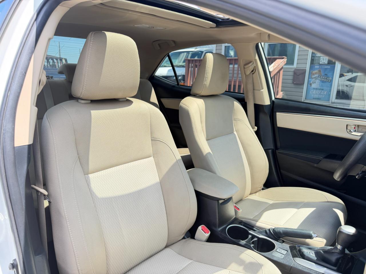 Toyota Corolla LE Plus 4D Sedan 2015