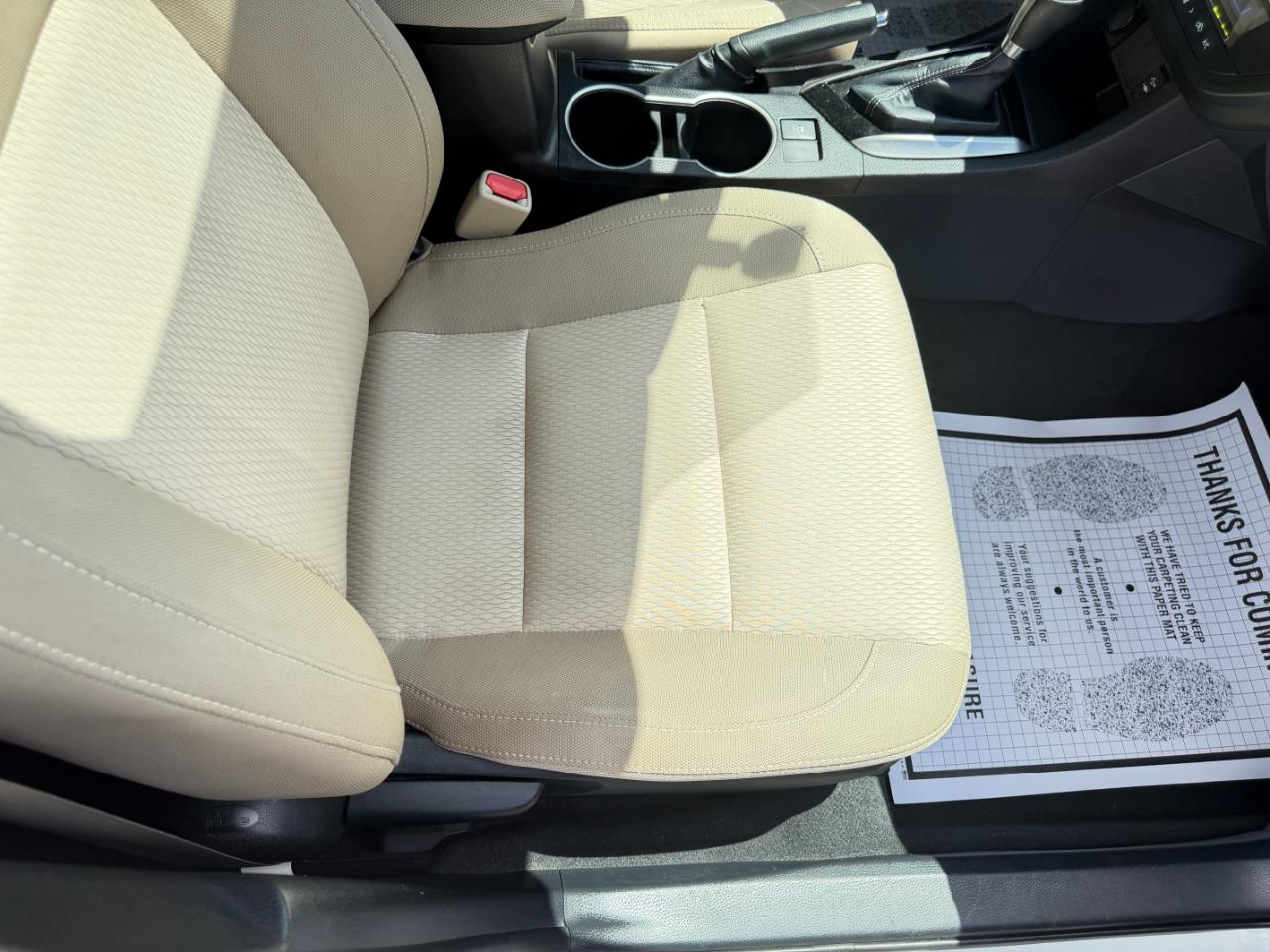 Toyota Corolla LE Plus 4D Sedan 2015