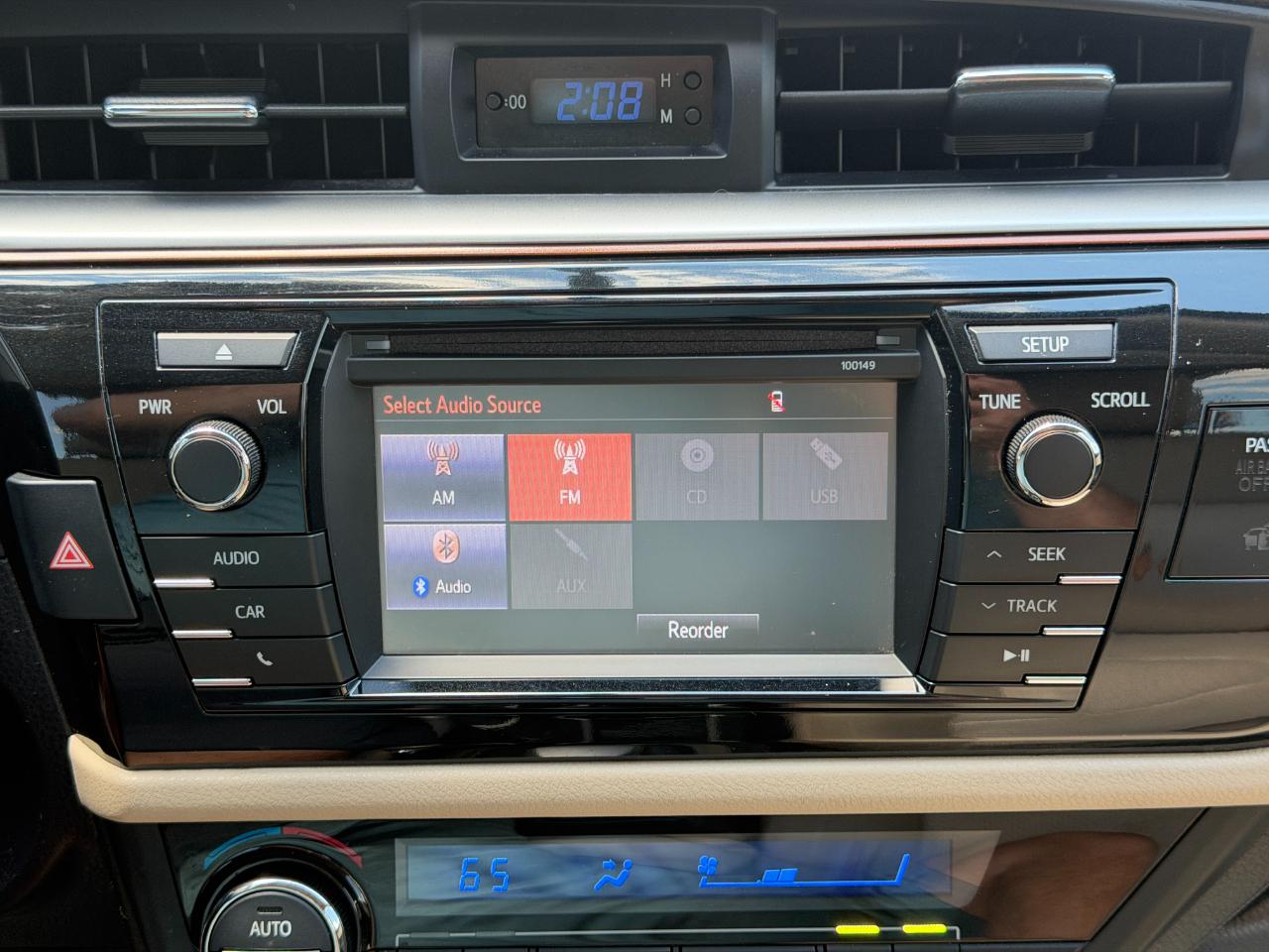 Toyota Corolla LE Plus 4D Sedan 2015