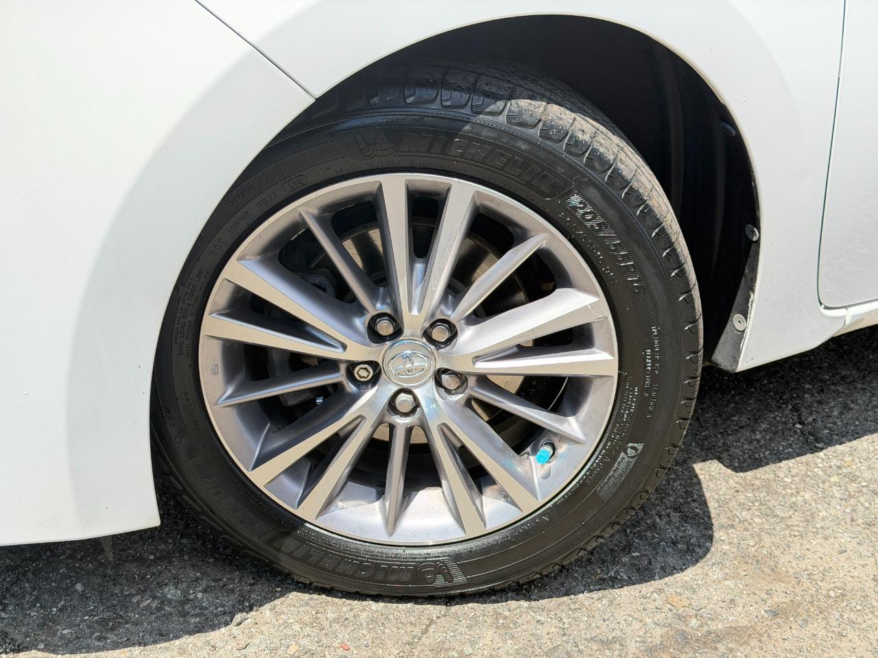 Toyota Corolla LE Plus 4D Sedan 2015