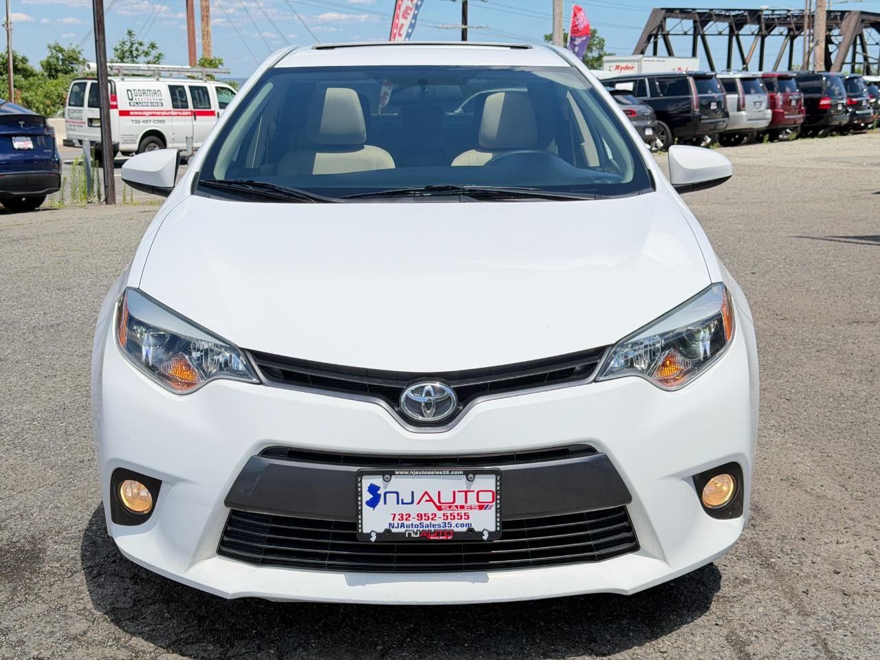 Toyota Corolla LE Plus 4D Sedan 2015