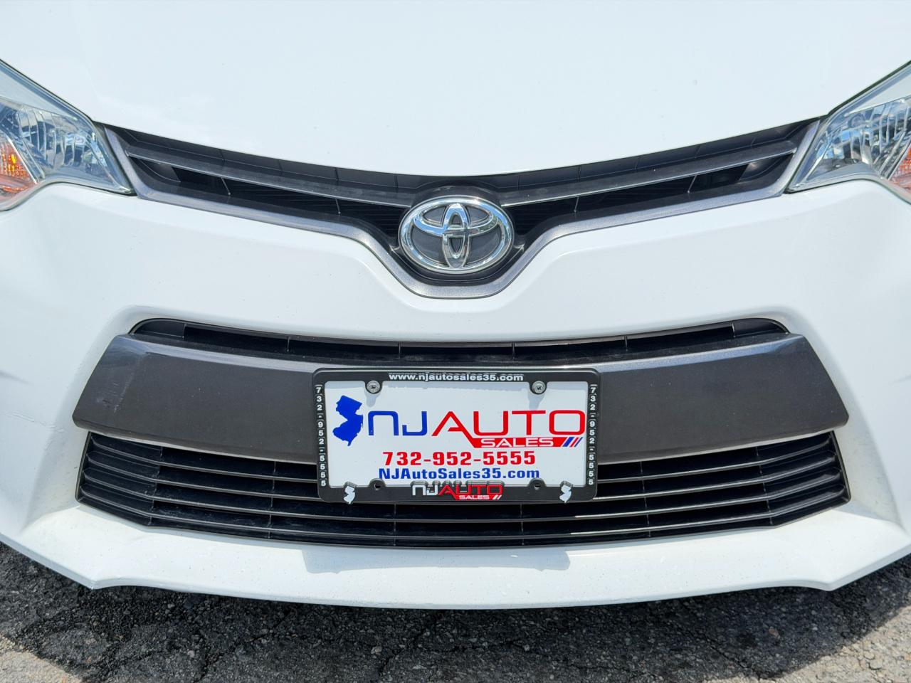 Toyota Corolla LE Plus 4D Sedan 2015