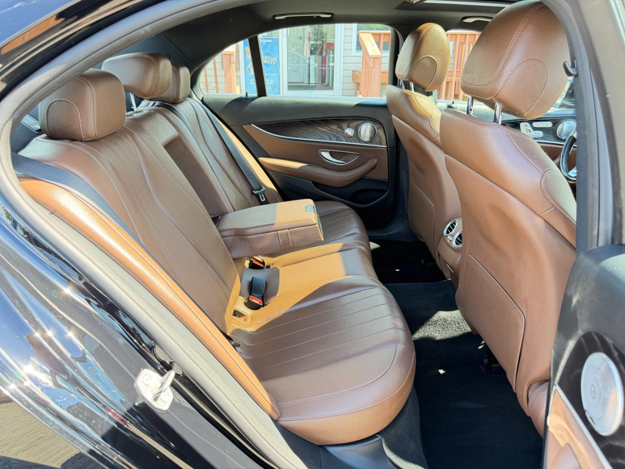 Mercedes-Benz E-Class E 300 Sport 4MATIC Sedan 2017