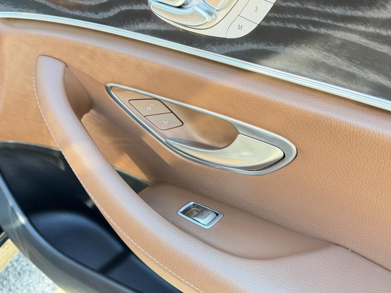 Mercedes-Benz E-Class E 300 Sport 4MATIC Sedan 2017