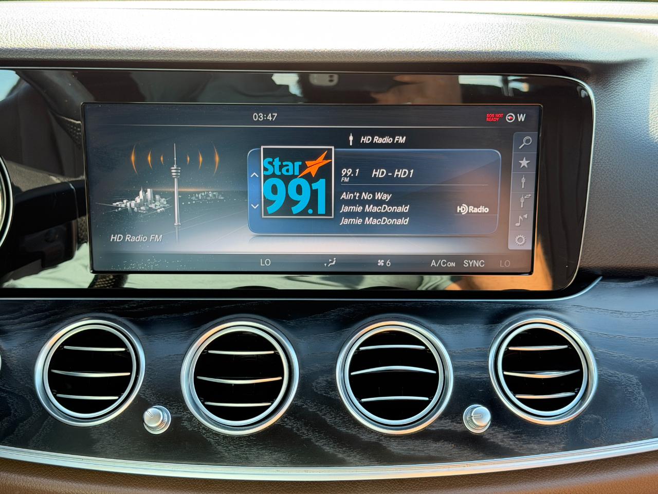 Mercedes-Benz E-Class E 300 Sport 4MATIC Sedan 2017