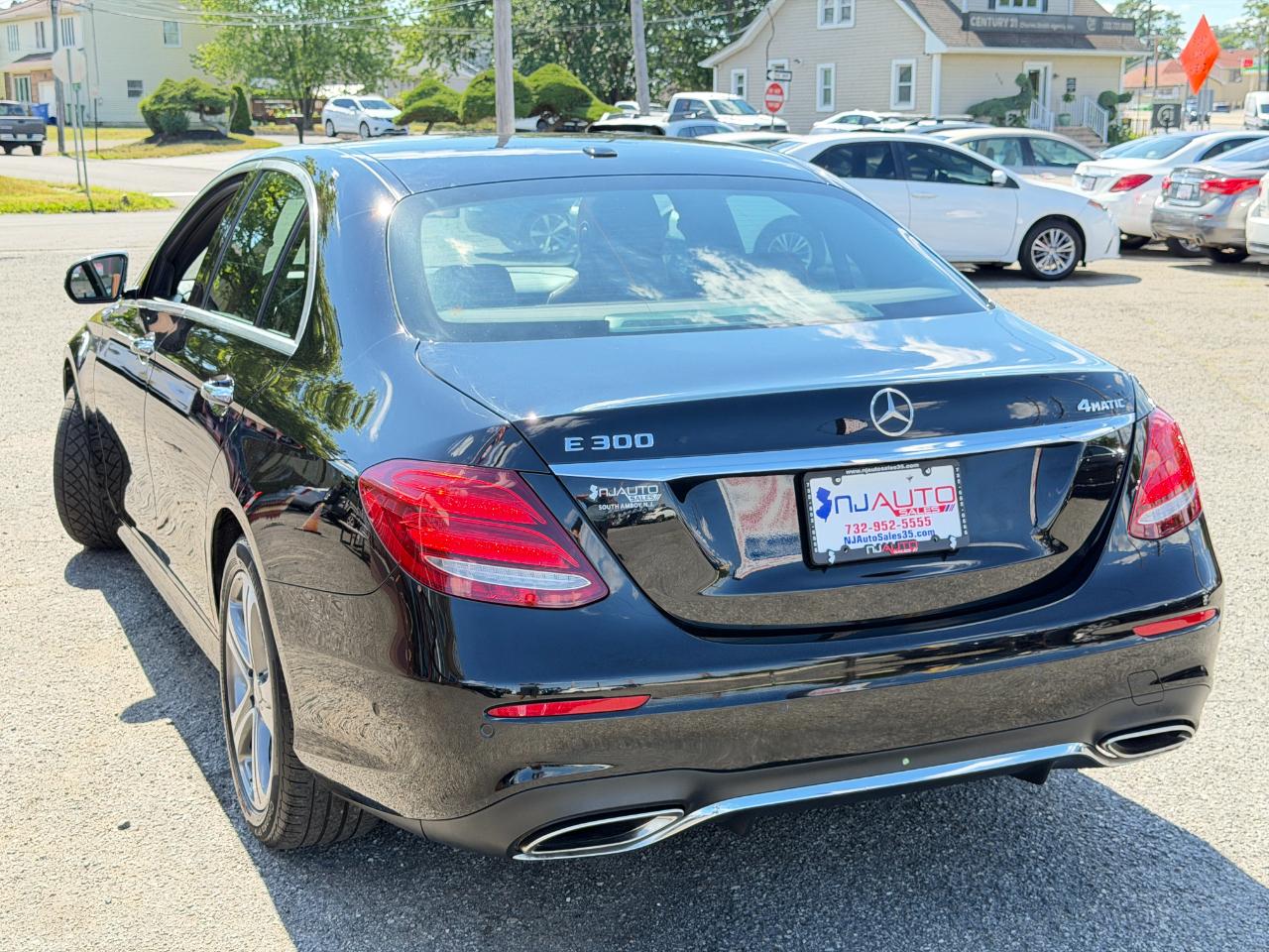 Mercedes-Benz E-Class E 300 Sport 4MATIC Sedan 2017