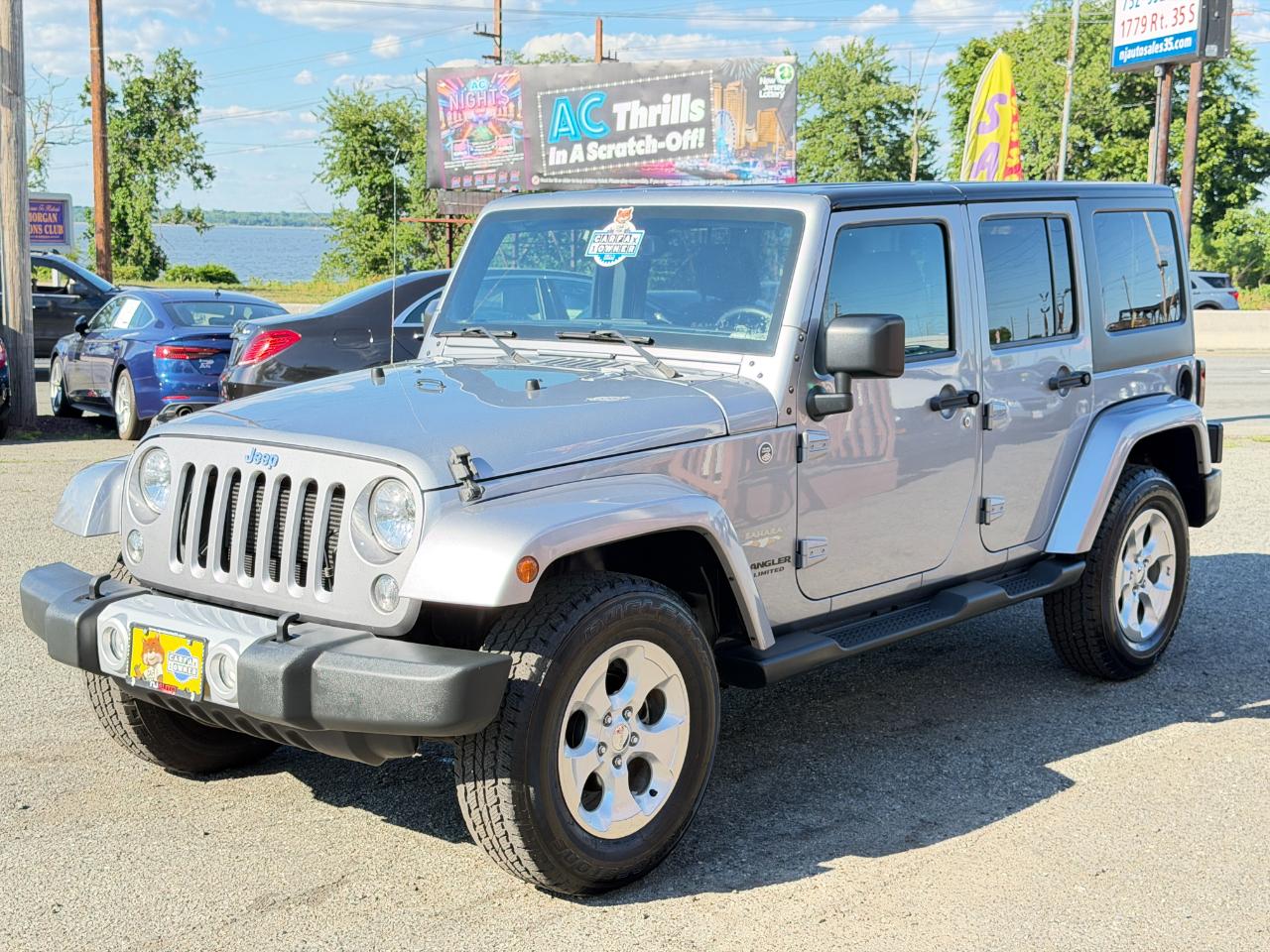 Jeep Wrangler Unlimited 4WD 4dr Sahara 2015