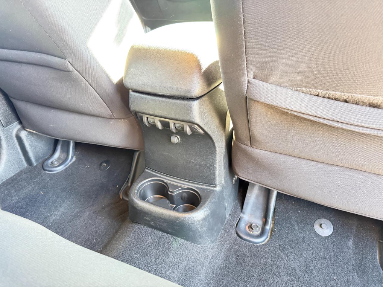 Jeep Wrangler Unlimited 4WD 4dr Sahara 2015