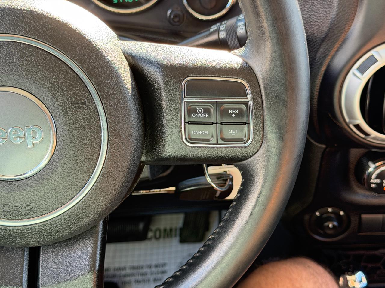 Jeep Wrangler Unlimited 4WD 4dr Sahara 2015