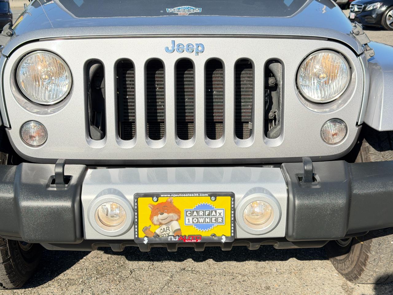 Jeep Wrangler Unlimited 4WD 4dr Sahara 2015