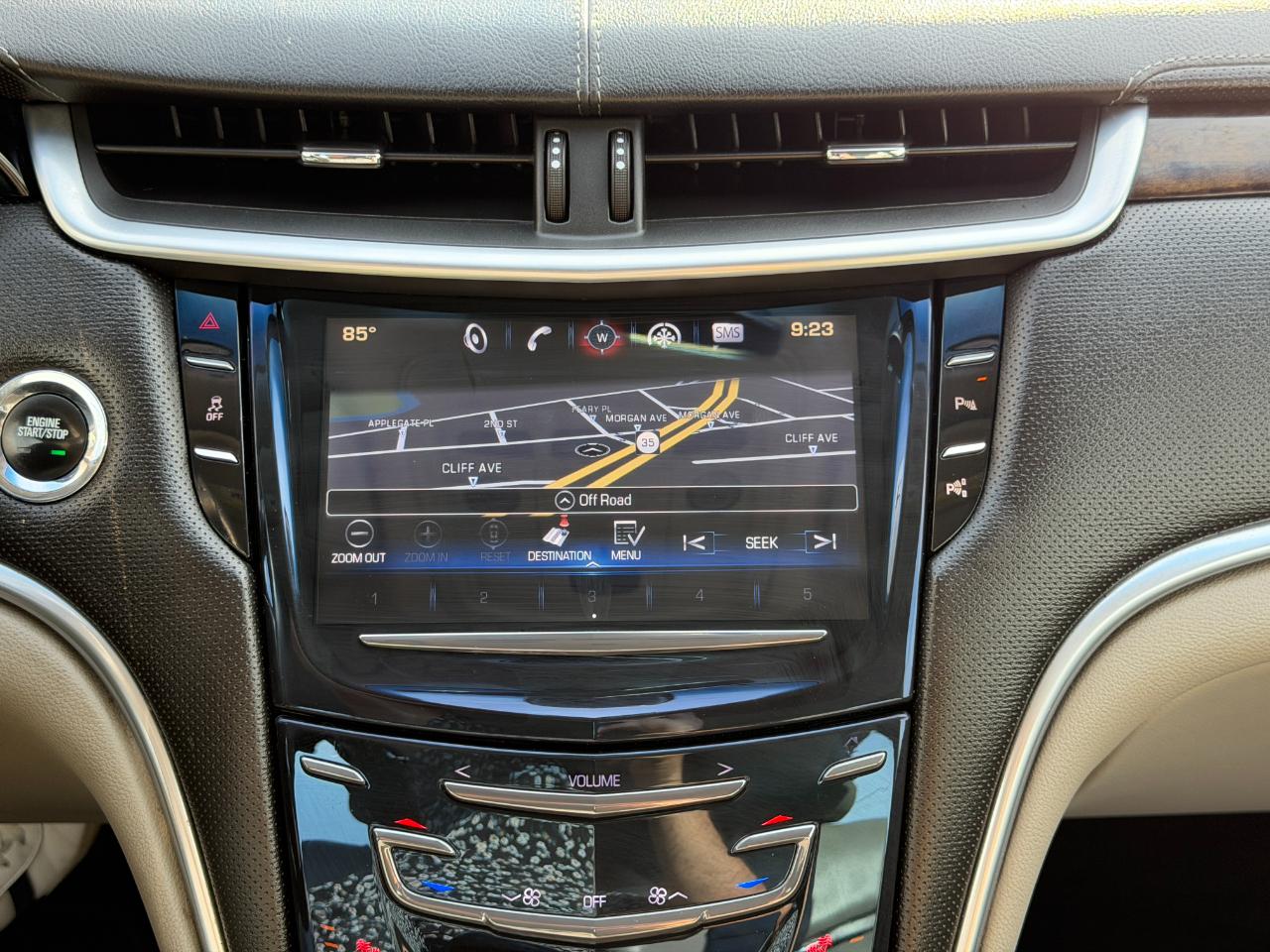 Cadillac XTS 4dr Sdn Luxury Collection FWD 2016