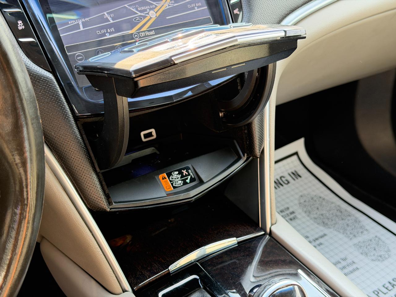 Cadillac XTS 4dr Sdn Luxury Collection FWD 2016