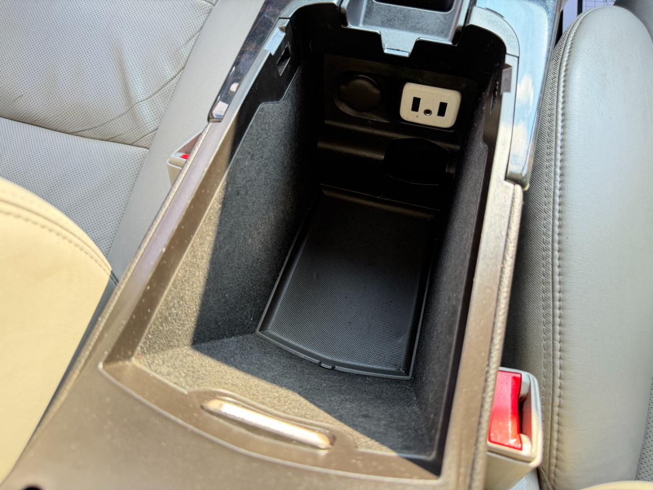 Cadillac XTS 4dr Sdn Luxury Collection FWD 2016