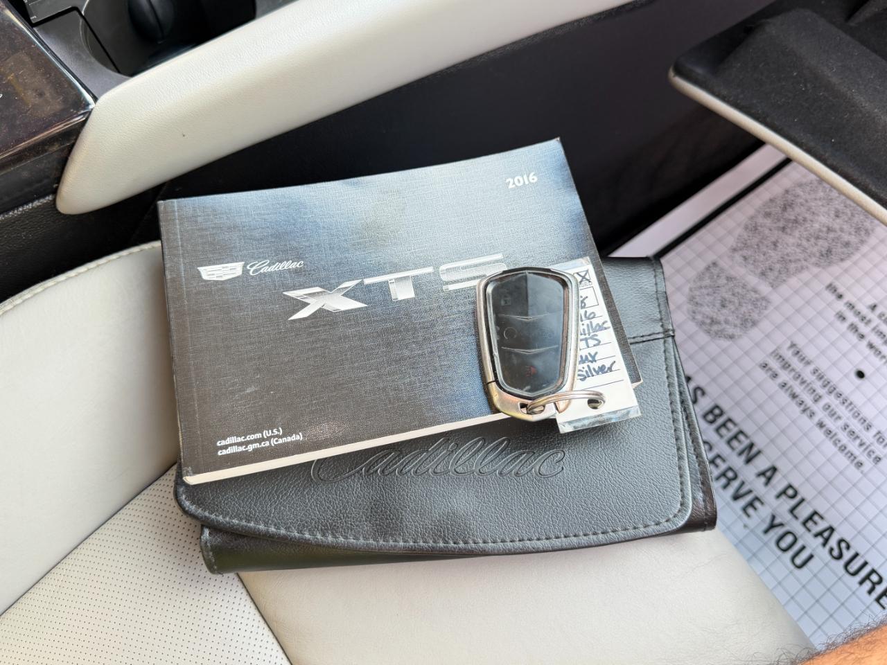 Cadillac XTS 4dr Sdn Luxury Collection FWD 2016