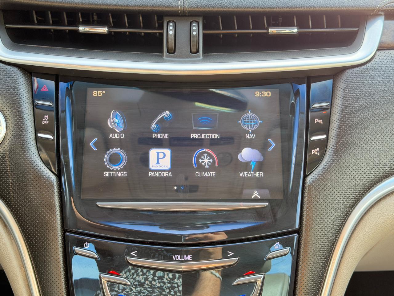 Cadillac XTS 4dr Sdn Luxury Collection FWD 2016