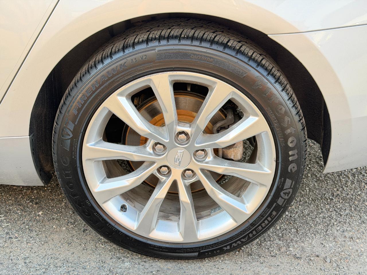 Cadillac XTS 4dr Sdn Luxury Collection FWD 2016