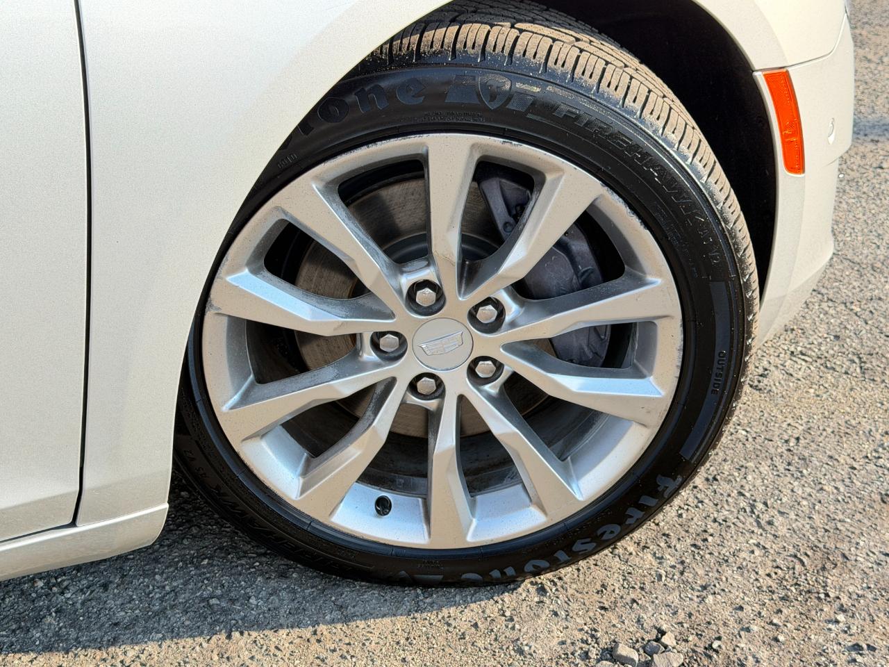 Cadillac XTS 4dr Sdn Luxury Collection FWD 2016