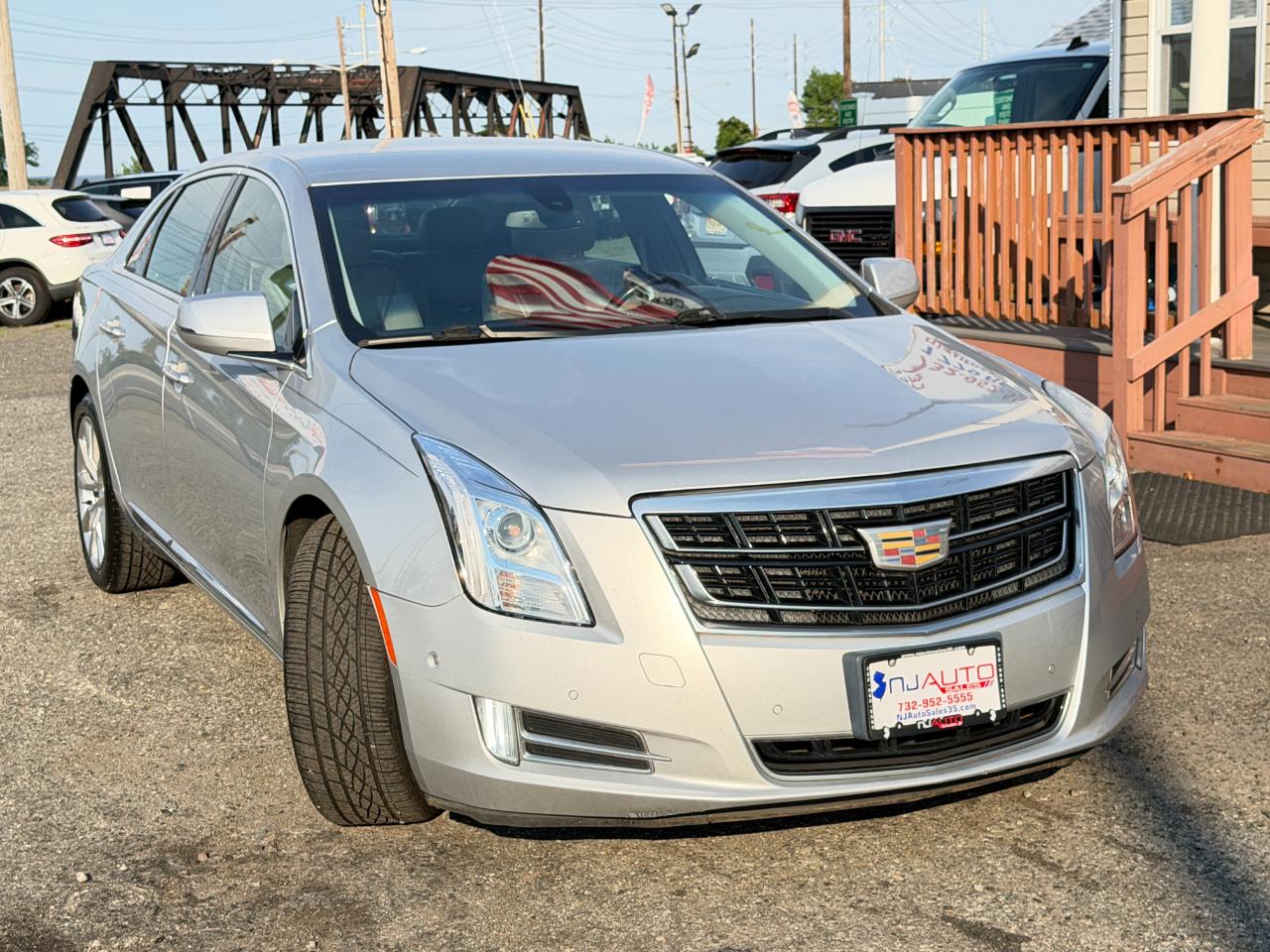 Cadillac XTS 4dr Sdn Luxury Collection FWD 2016