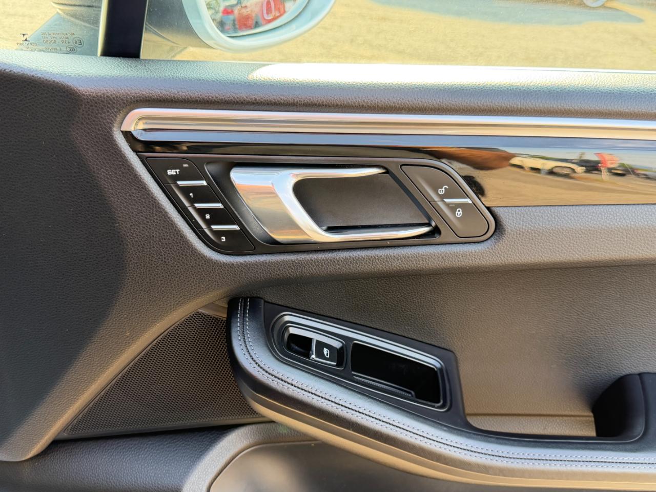Porsche Macan S AWD 2017