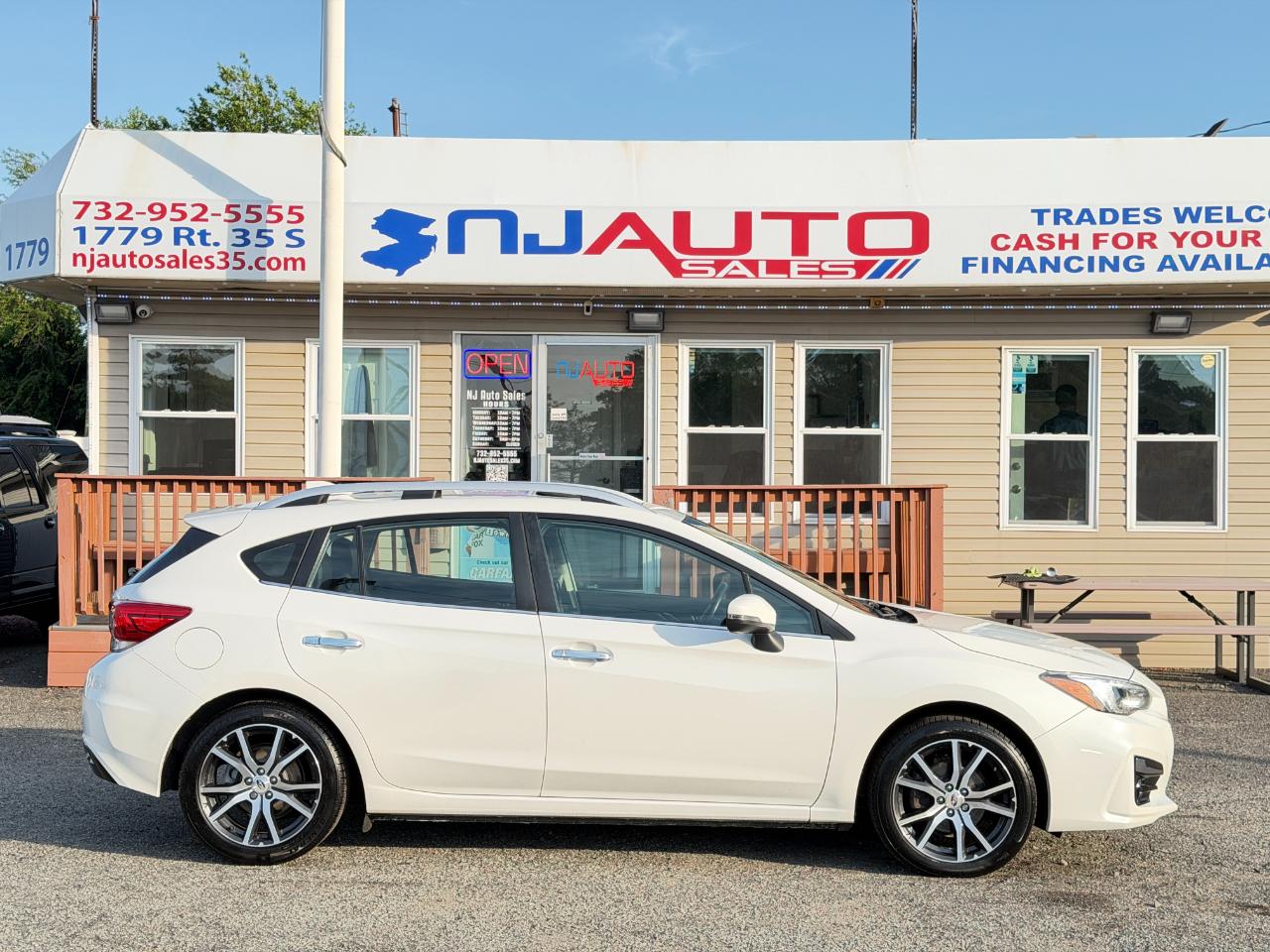 Subaru Impreza 2.0i Limited 5-door CVT 2017