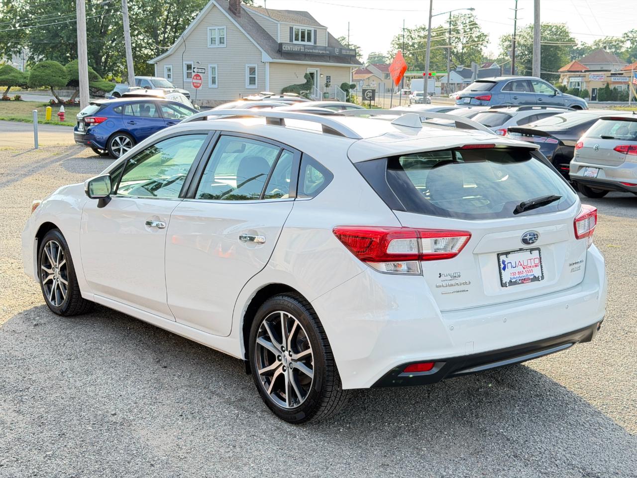 Subaru Impreza 2.0i Limited 5-door CVT 2017