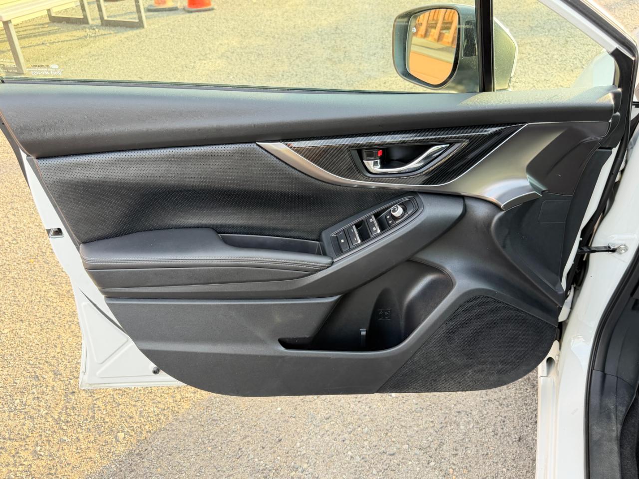 Subaru Impreza 2.0i Limited 5-door CVT 2017