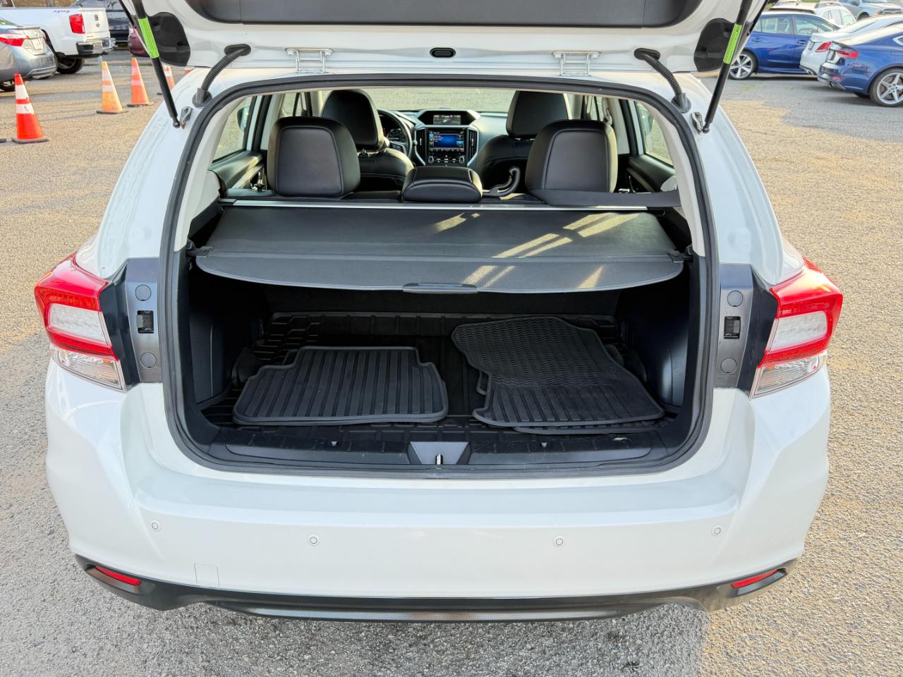 Subaru Impreza 2.0i Limited 5-door CVT 2017