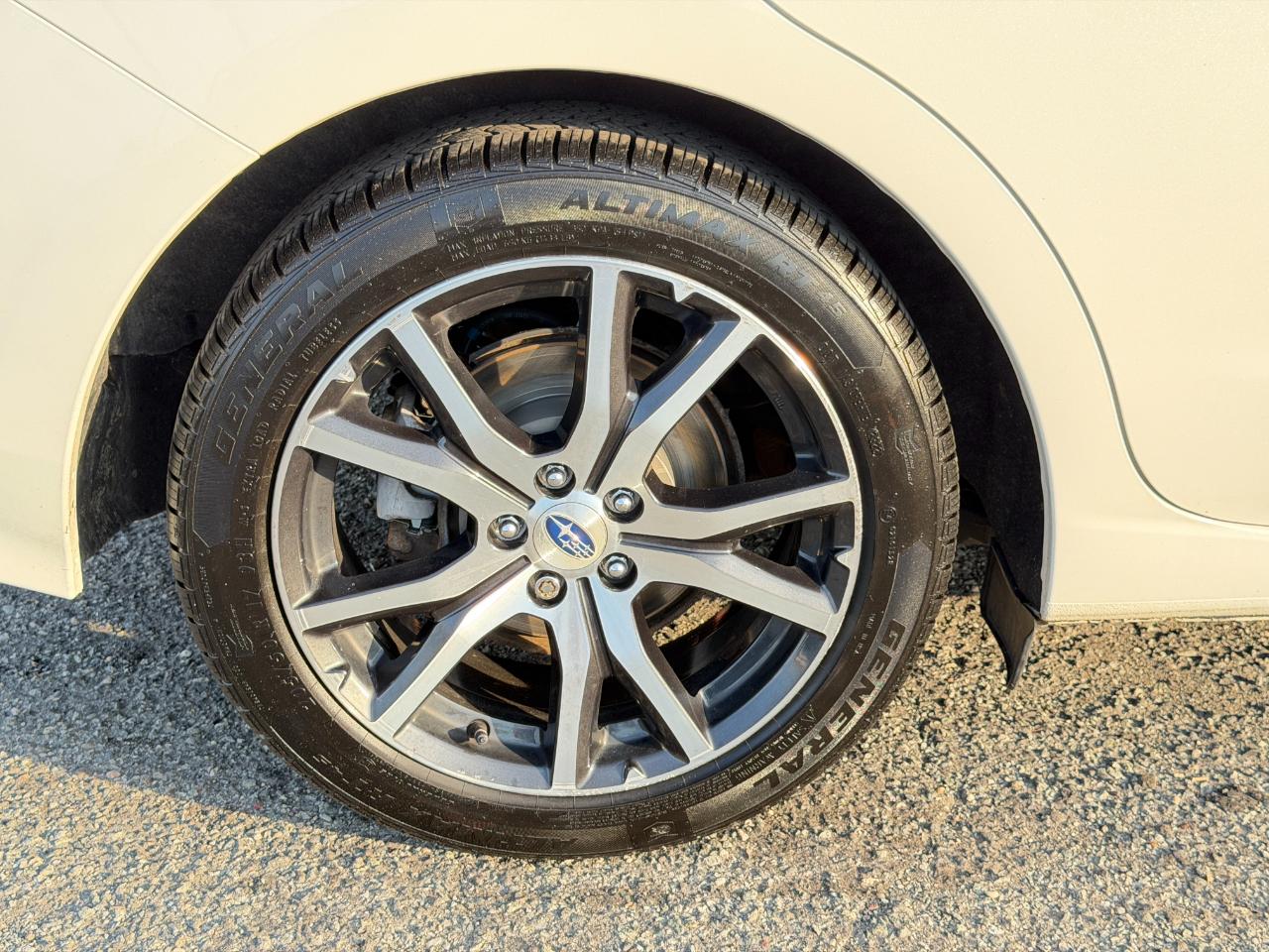 Subaru Impreza 2.0i Limited 5-door CVT 2017