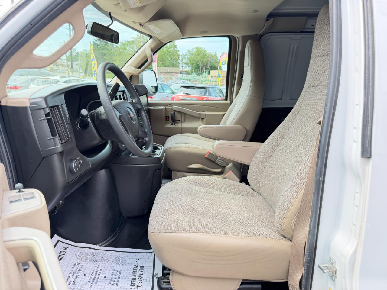 GMC Savana Cargo Van RWD 3500 135" 2019