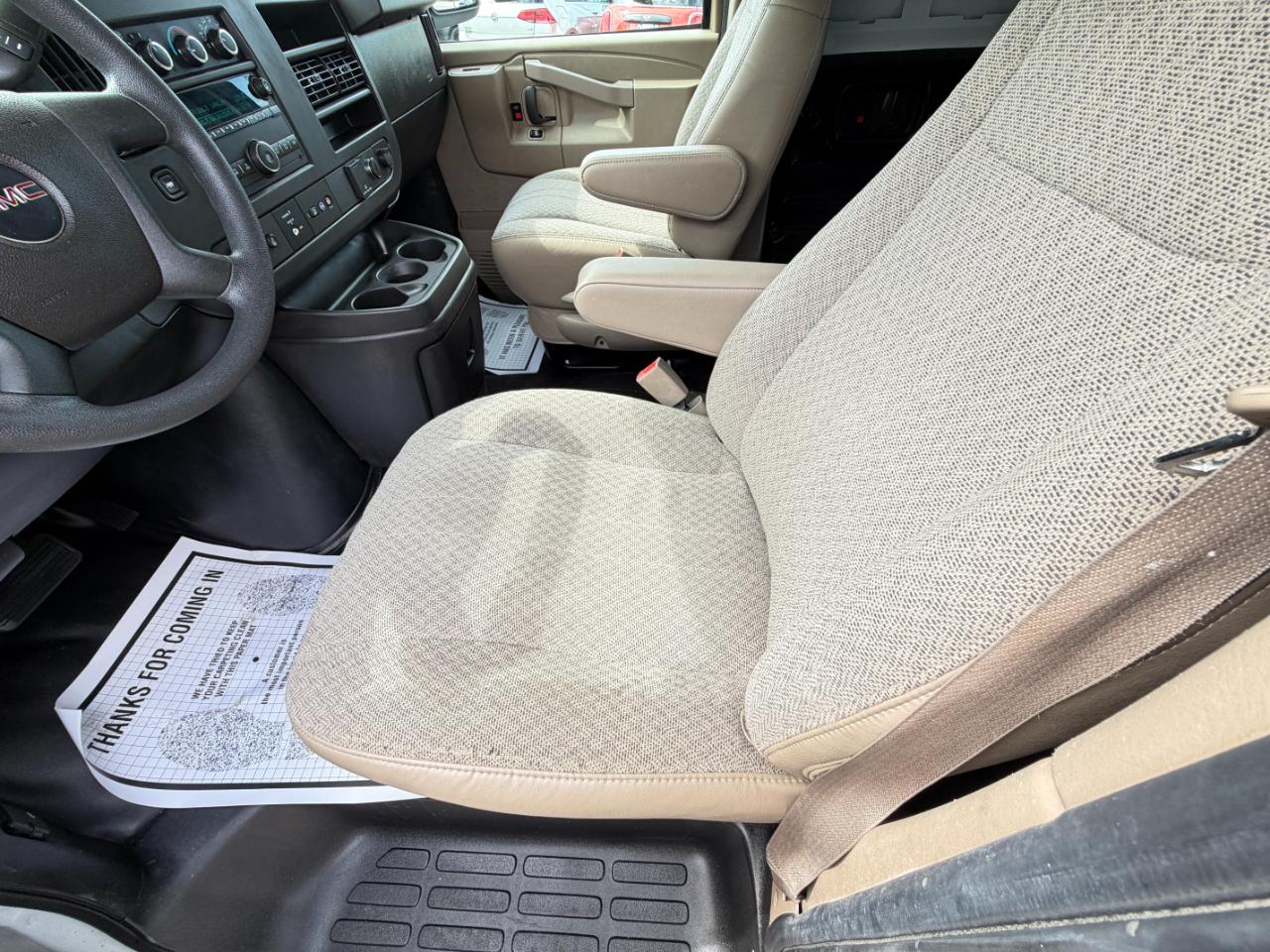 GMC Savana Cargo Van RWD 3500 135" 2019