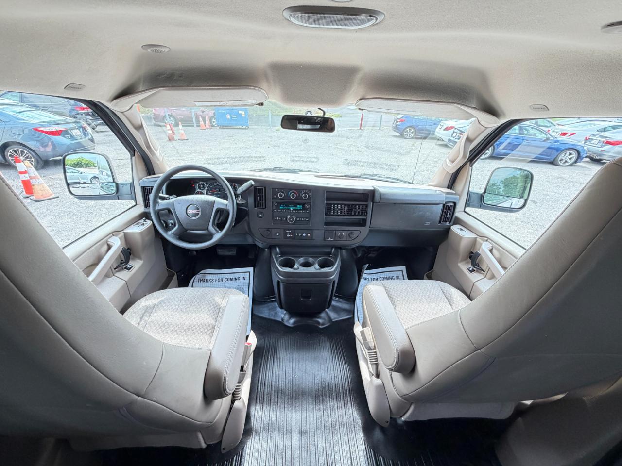 GMC Savana Cargo Van RWD 3500 135" 2019