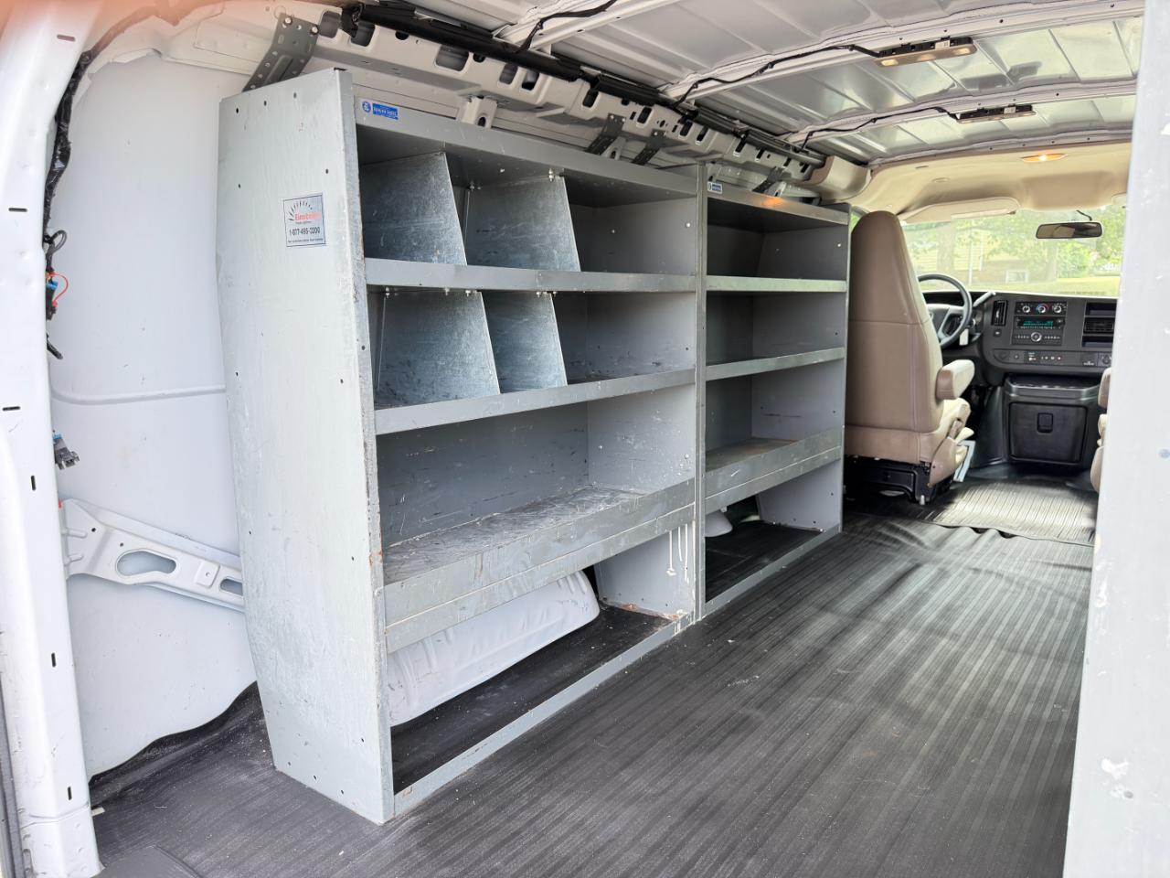 GMC Savana Cargo Van RWD 3500 135" 2019