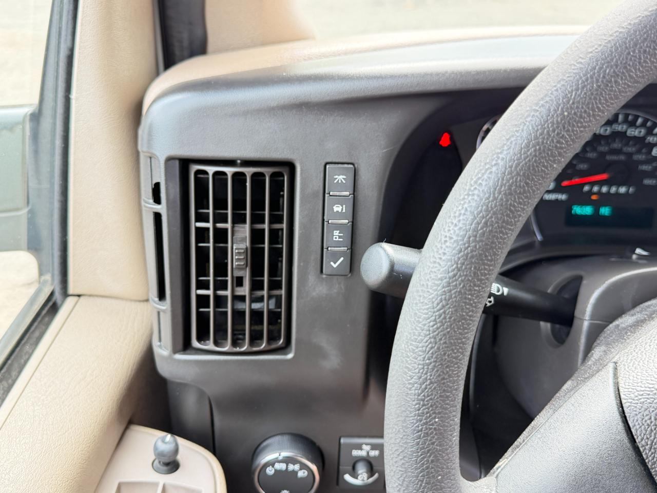 GMC Savana Cargo Van RWD 3500 135" 2019