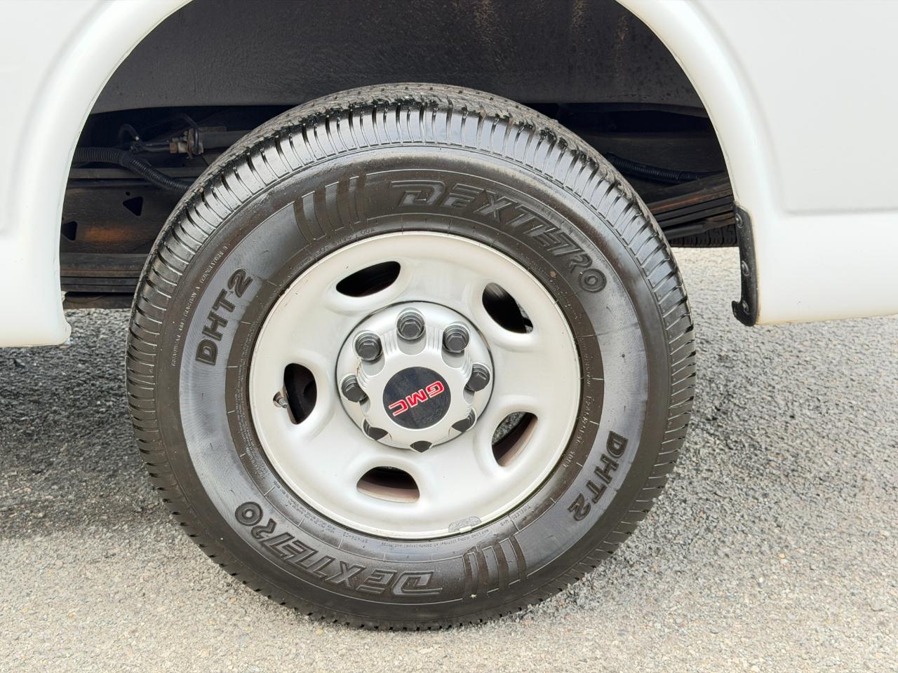 GMC Savana Cargo Van RWD 3500 135" 2019