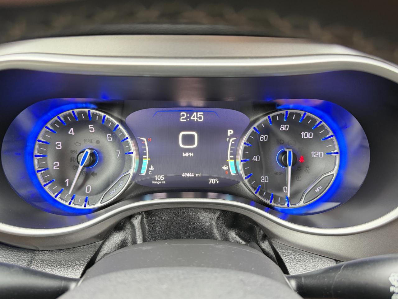 Chrysler Pacifica Touring L FWD 2023