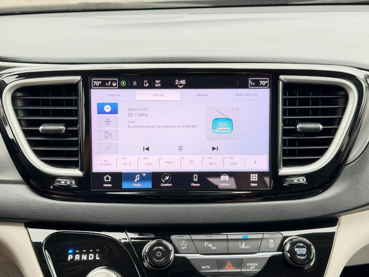 Chrysler Pacifica Touring L FWD 2023