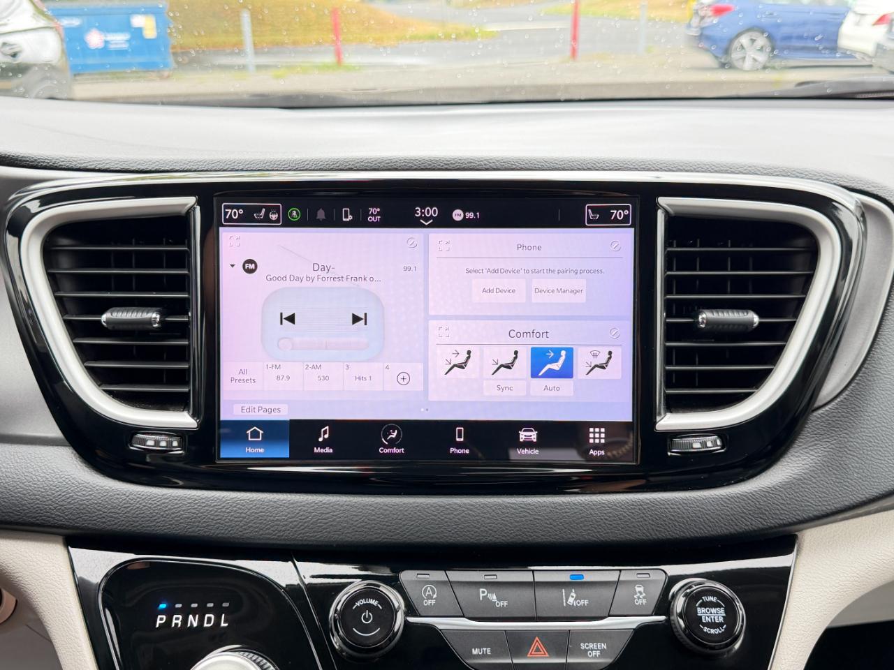 Chrysler Pacifica Touring L FWD 2023