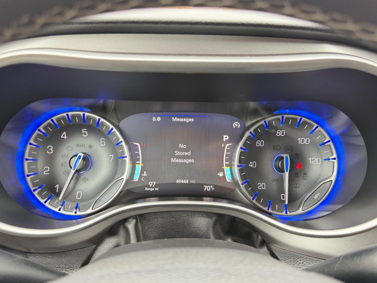 Chrysler Pacifica Touring L FWD 2023