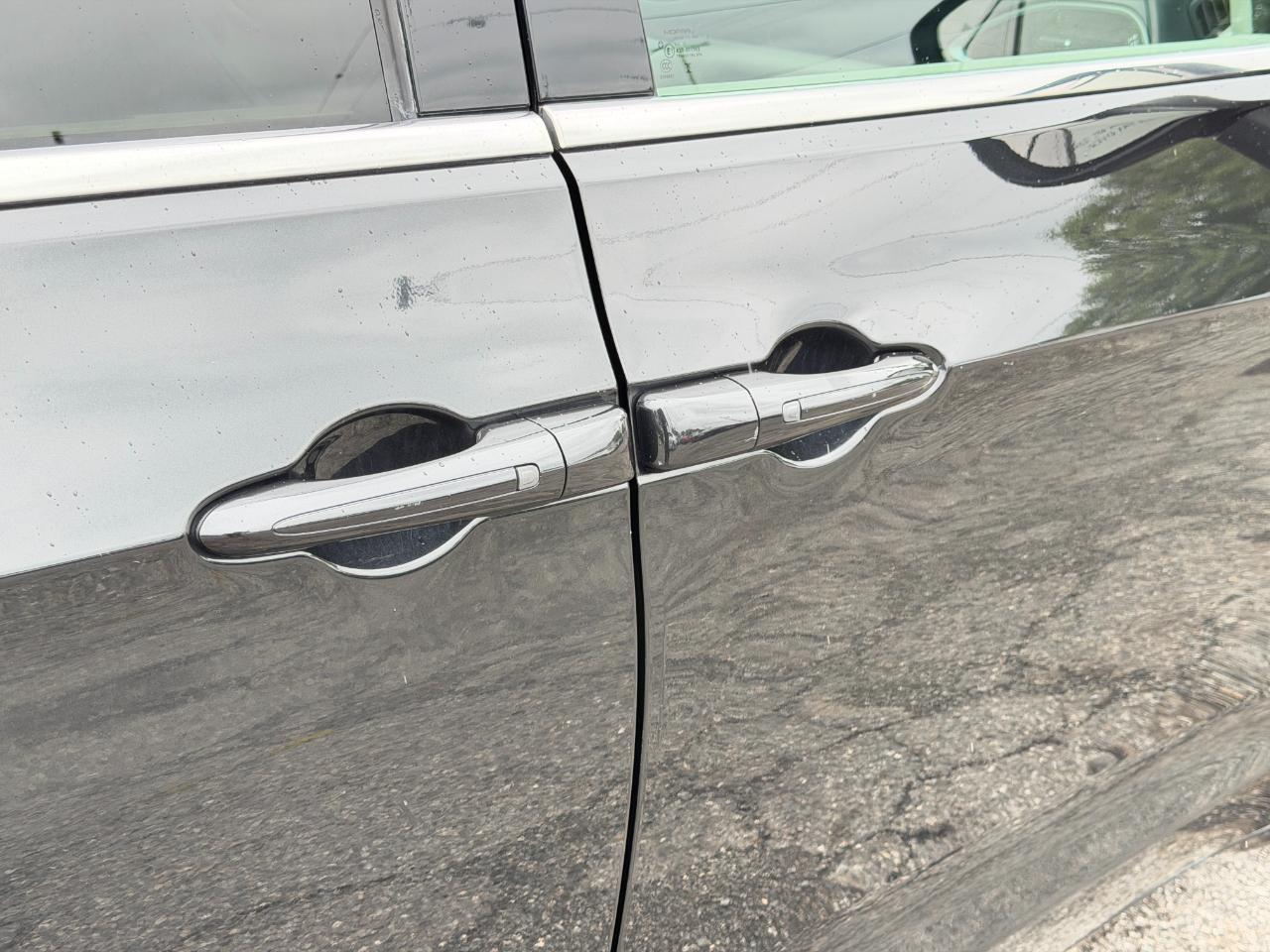 Chrysler Pacifica Touring L FWD 2023