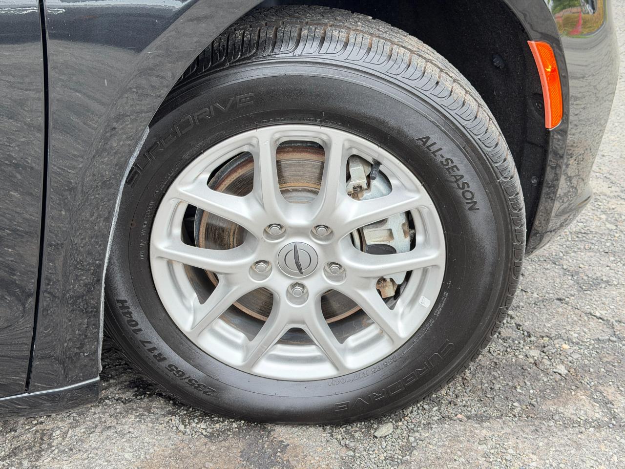 Chrysler Pacifica Touring L FWD 2023