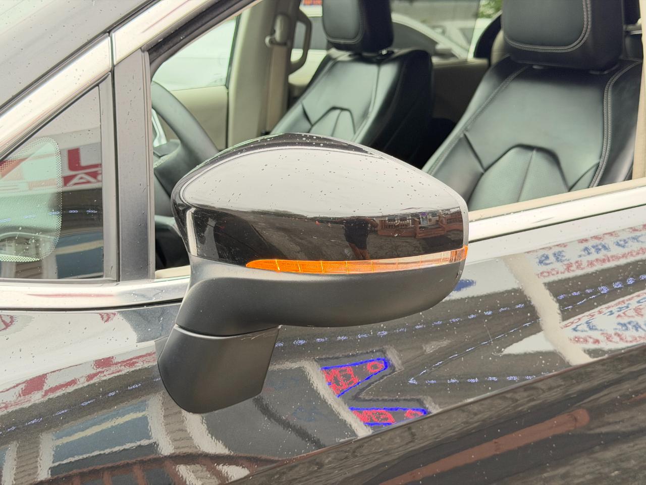 Chrysler Pacifica Touring L FWD 2023