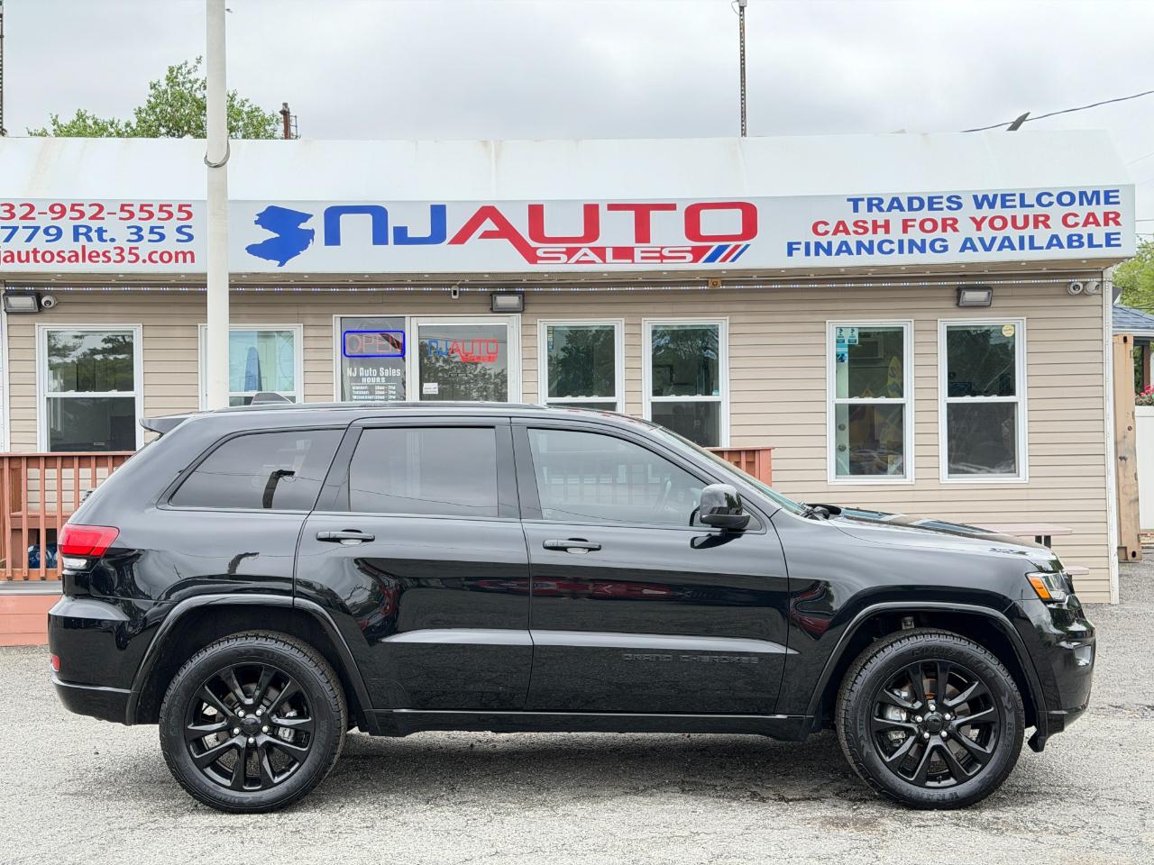 Jeep Grand Cherokee Laredo X 4x4 2021