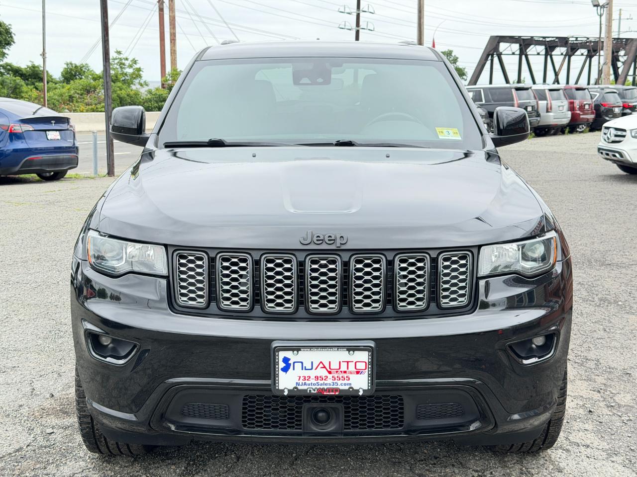 Jeep Grand Cherokee Laredo X 4x4 2021