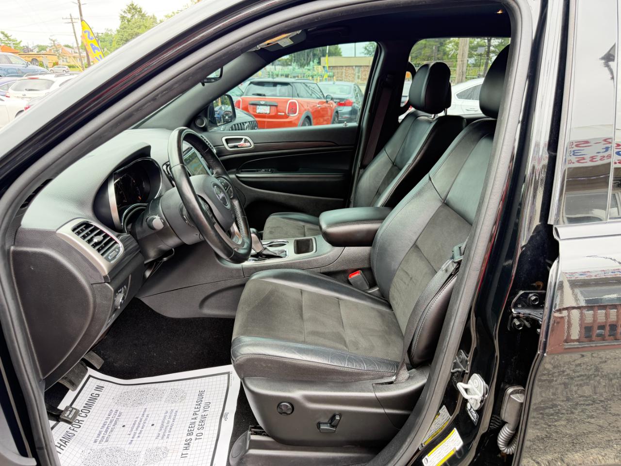 Jeep Grand Cherokee Laredo X 4x4 2021