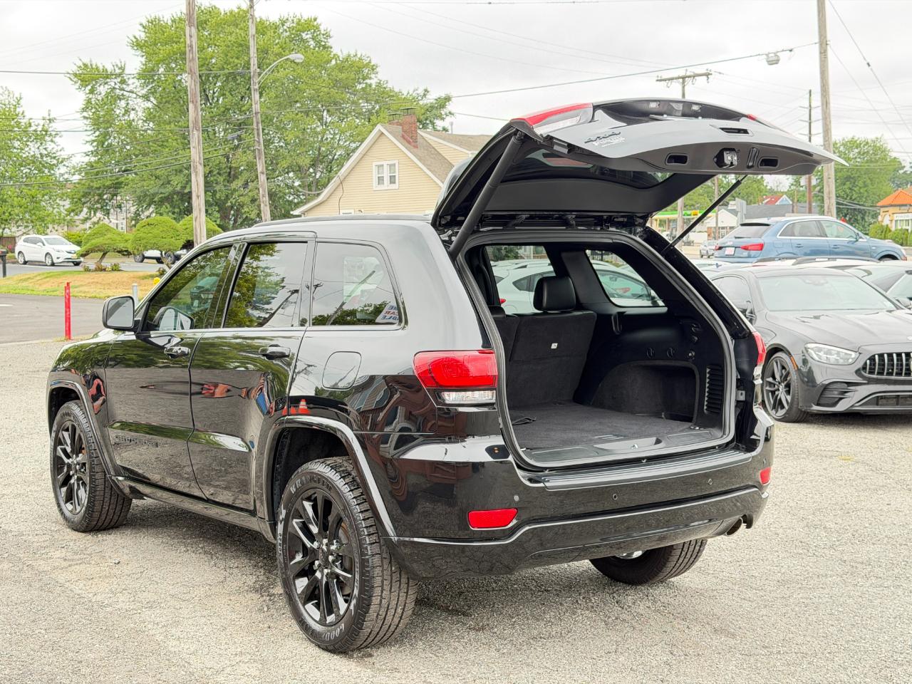 Jeep Grand Cherokee Laredo X 4x4 2021